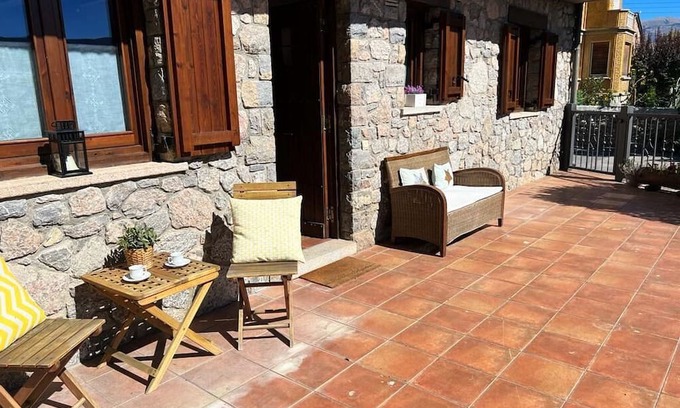 Bourg-Madame Wohnung | APARTMENT IN BOURG-MADAME