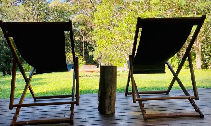 Cootharaba Hütte | Relaxing Family-Friendly Vacation Home with a nature view in Noosa Hinterland!