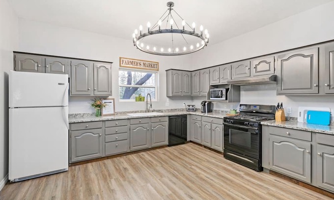 Fairfield Haus | Fairfield Park Inn Room #4