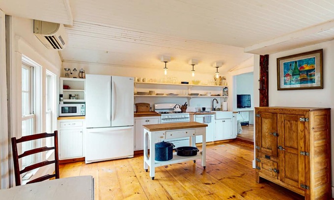 South Bristol Haus | Rustic Cabin with Serene Family-Friendly Amenities