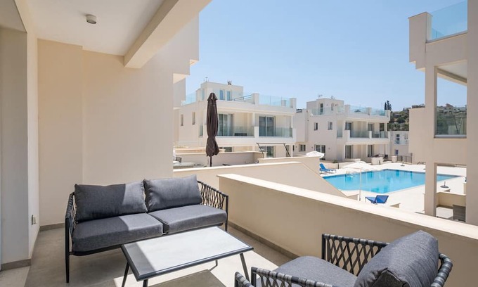 Agios Tychon Wohnung | Vista Project I - Two Bedroom Apartment, Sleeps 4