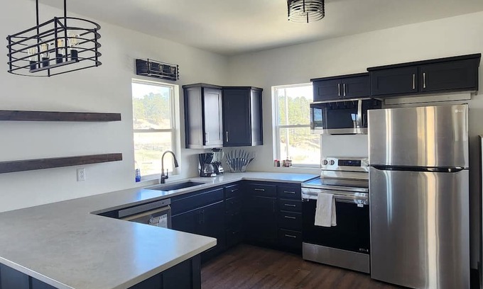 Marsland Kabine | Relaxing Ranch Retreat, Pet Friendly, privacy and perfect get away!