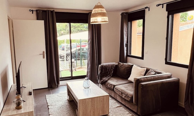 Luzarches Wohnung | Appartement Cosy, Paris Jo2024, Astérix, Château de Chantilly, Charles de Gaulle