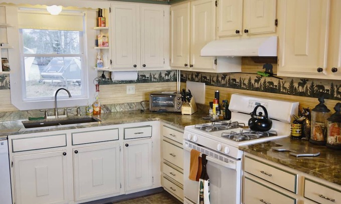 North Penobscot Haus | Cozy Retreat in Millinocket on Smith Pond: 300ft of water frontage