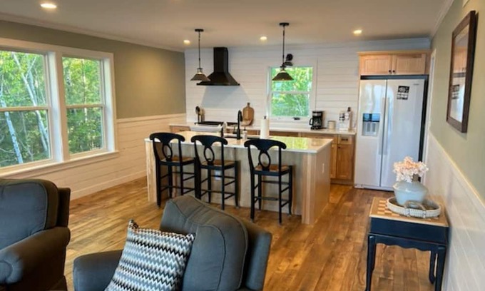 Duluth Wohnung | Serene Beach and Stunning Cottage Apartment on Lake