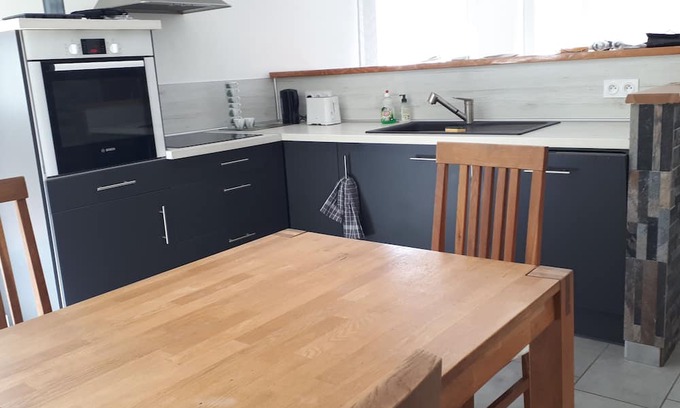 Saint-Etienne-le-Laus Wohnung | Appartement Dans une Maison