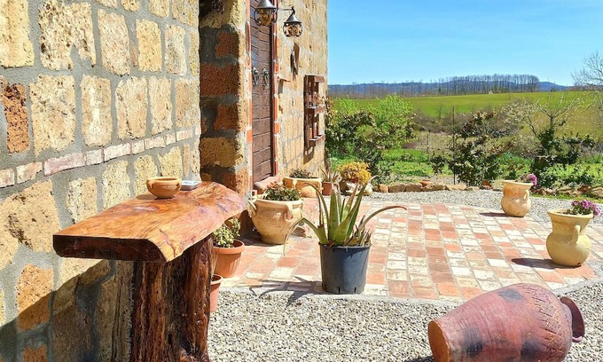 Acquapendente Haus | Pergolino vacation home with pool for exclusive use, in the countryside