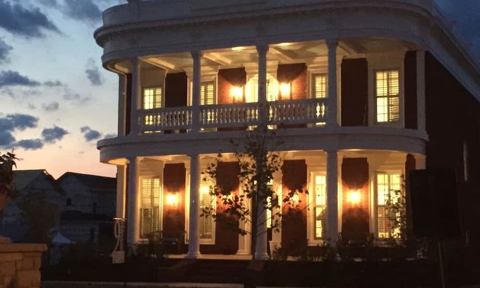 Prospect Haus | PGA & Derby 2024 get away! Beautiful house!!!