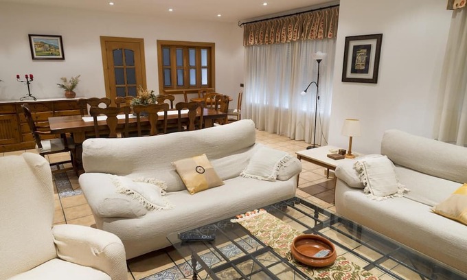 Nieva Haus | Holiday Home 'El Nogal De Nieva' with Private Pool, Private Terrace and Wi-Fi