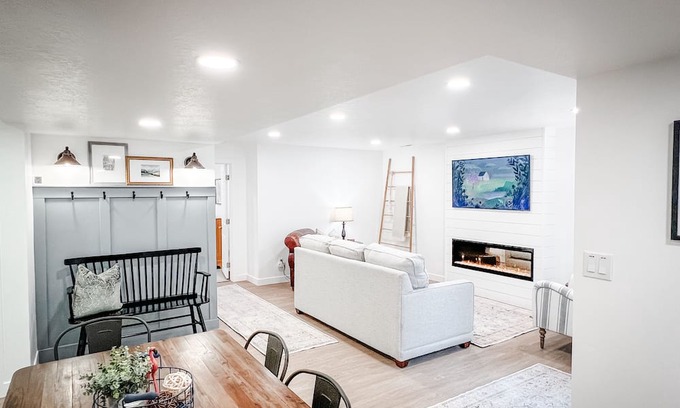 American Fork Wohnung | Beautiful newly finished space in quiet neighborhood.