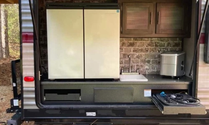 Goodsprings Haus | 2019 Forest River RV Cherokee Grey Wolf 29TE