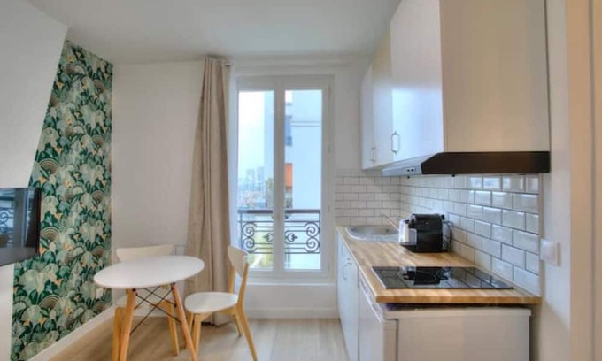 Quartier de la Goutte-d'Or Wohnung | Élégance et Confort au Cœur du 18e