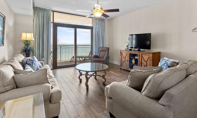 Windy Hill Haus | Aqua Escape: Oceanfront 2BR Condo with King & Queen Beds