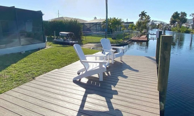 Biggar Haus | Gulf Gateway-Pool/Dock/Grill/Fun