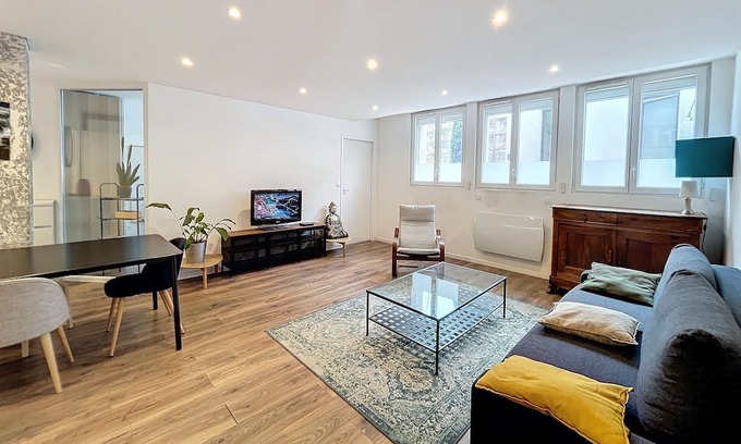 Quartier Hyper-Centre Wohnung | Hypercentre, Agréable T2 Style Loft , Fibre