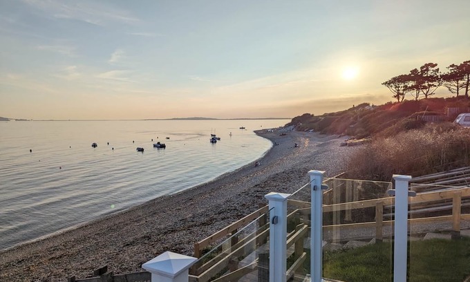 Holworth Kabine | Avon - Creek Caravan Park Ringstead - Dog Friendly