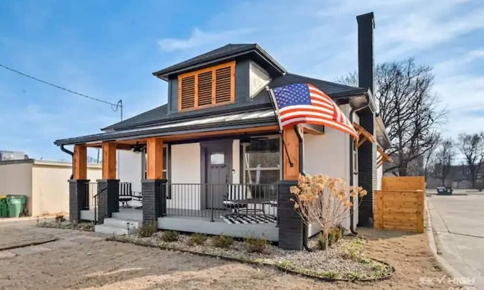 Springdale Haus | The Price House