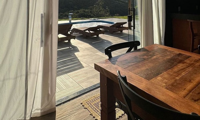 Palhoca Kabine | Chácara Pagará com Jacuzzi e Piscina