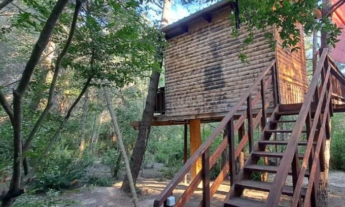 Razanac Wohnmobilvermietung | Treehouse in Ljubac