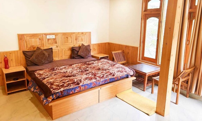 Kasol Haus | Lovely hotel with WiFi in Kasol