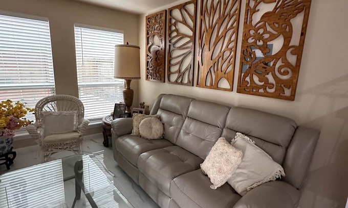 Briarforest Wohnung | Cozy vintage Guesthouse in the middle of Houston, equipped kitchen included!