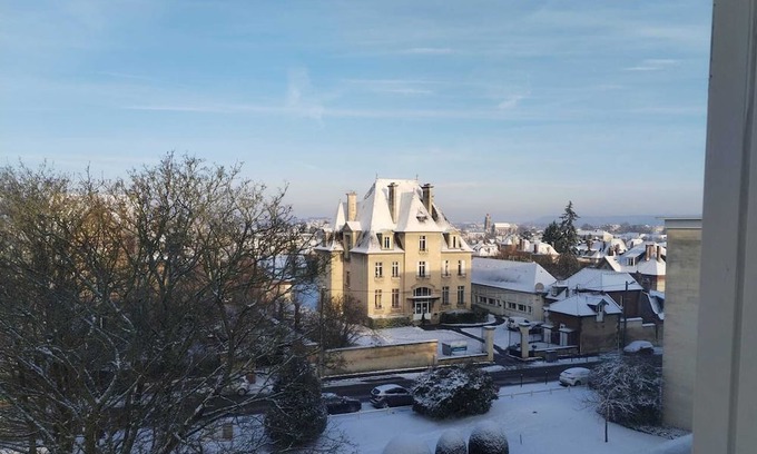Les Sablons Wohnung | Homerez - Nice apartement for 3 ppl. with balcony at Compiègne