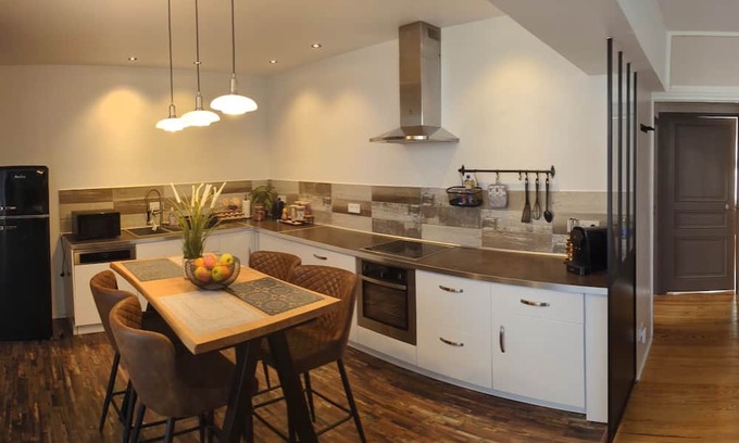 Chalon-sur-Saone Haus | Gîte/maison Entière B&B < Couette et Tartine >