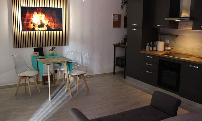 Seveso Wohnung | Vrbo Property