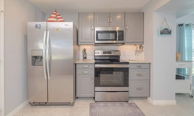 Palm Harbor Haus | Beach Blessing - Just Minutes From the Beach!