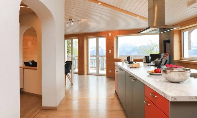 Vionnaz Wohnung | Nice apartment for 6 people with WIFI, TV, terrace, pets allowed, panoramic view and parking