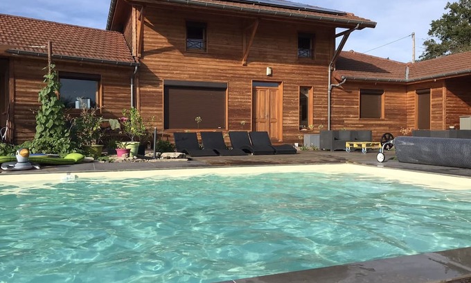 Saint-Laurent-d'Onay Haus | Magnifique Maison en Bois Avec Piscine en Drôme