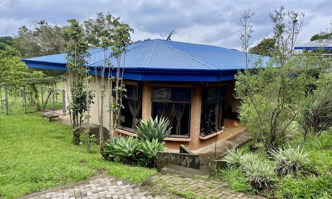 Desamparados Haus | La Choza - 15 min from SJO airport
