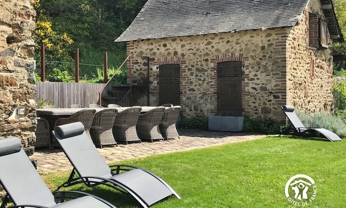 Entrammes Hütte | Gite Entrammes, 5 bedrooms, 10 persons