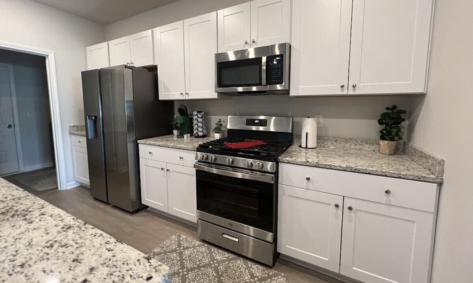 Forestbrook Haus | Massive New Construction Home w/ King Beds & More!