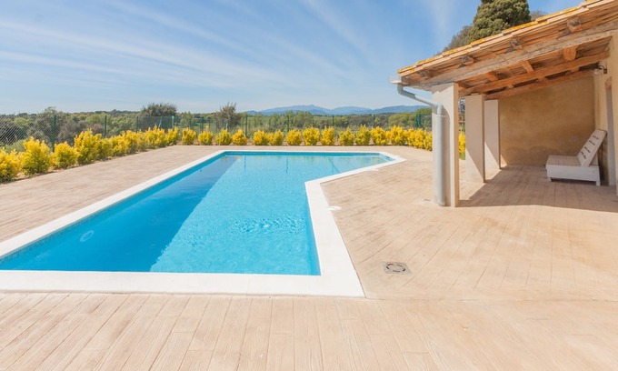 Aiguaviva Hütte | Masia Catalana, ¡ideal Para una Escapada con Amigos y Família!