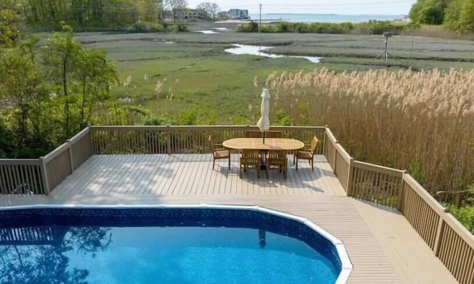Westbrook Center Hütte | 3BR Private Cottage w/ Pool in Old Saybrook