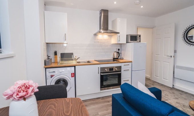 Wakefield Wohnung | Thornhill House Modern City Center Apartment