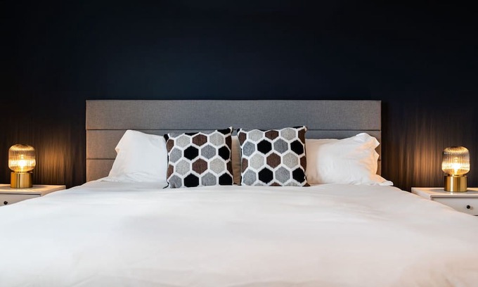 Shelburne Haus | Located in the heart of Shelburne