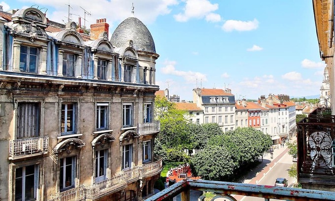 Prefecture Haus | Au Cœur de Bourg en Bresse