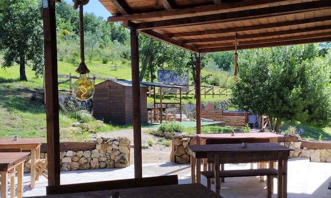 Arpino Haus | 12 m2 tent equipped with a comfortable French double bed, with an internal space to relax in. The ex