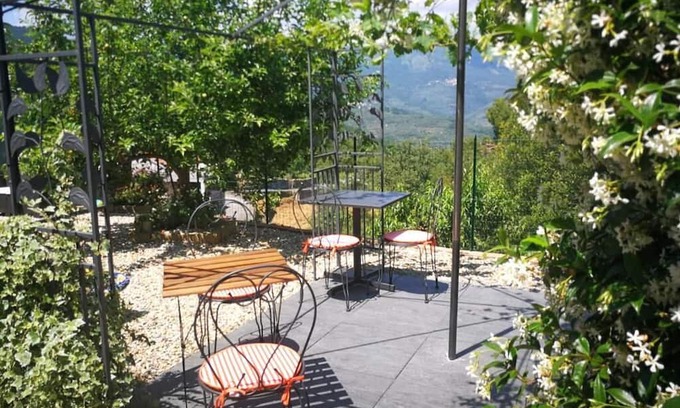 Lucinasco Haus | agriturismo nonni devia