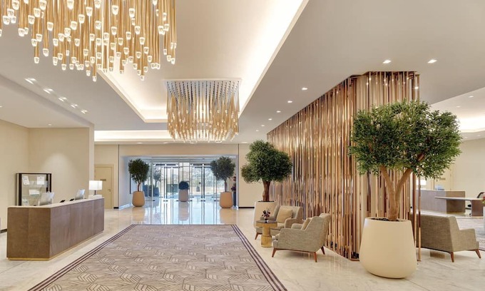 Mecca Haus | A journey of a lifetime! Experience luxury and comfort at Address Jabal Omar.