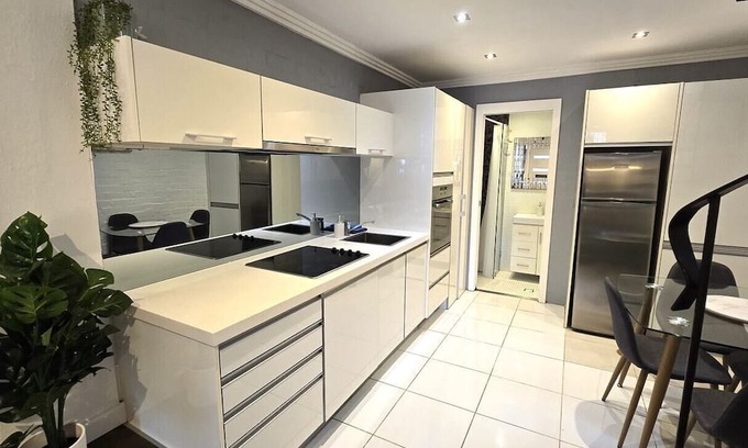 Darlinghurst Haus | Sleek Darlinghurst 2 bed house in *ideal* location