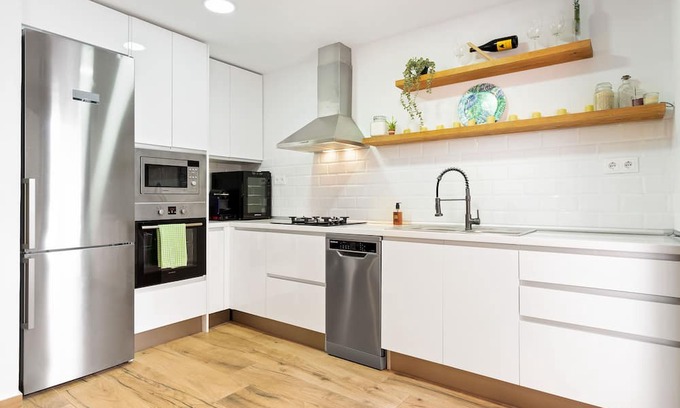 El Port Wohnung | This apartment is a 2 bedroom(s), 2 bathrooms, located in L'Hospitalet de Llobregat, .