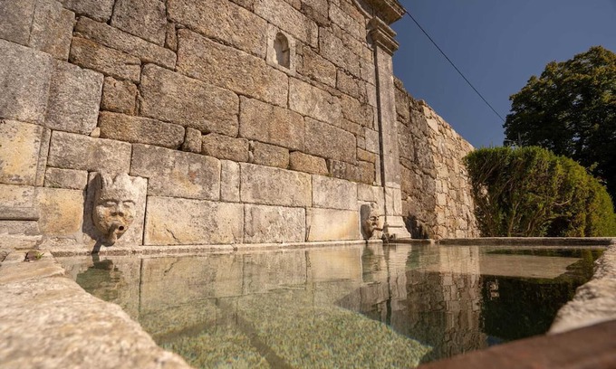 Sortelha Haus | Homerez - Spacious house in Sortelha with pool and terrace.