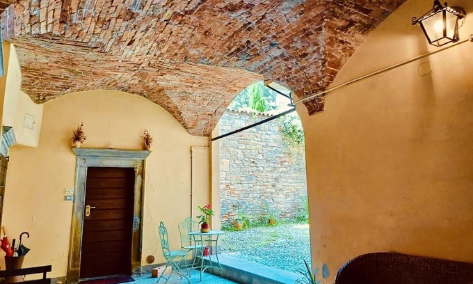 Bergamo Wohnung | Charming Apartment & balcony