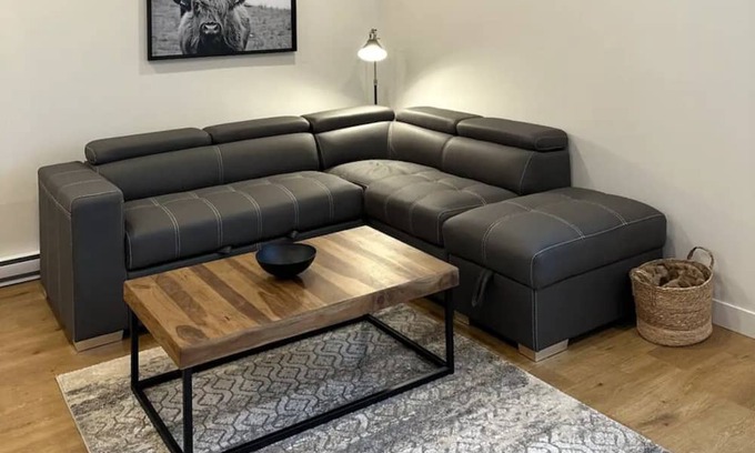 Kamloops Wohnung | New beautiful quiet suite in Juniper Ridge. Very luxurious!