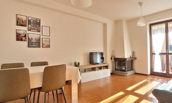 Introbio Wohnung | Introbio - L'Abete Apartment