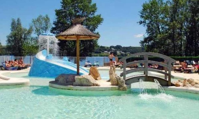 Canet-de-Salars Haus | Camping 4 étoiles - Parc aquatique - eeeaha
