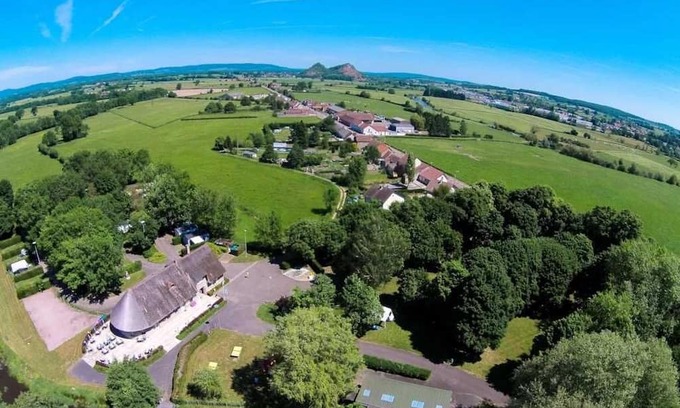 Autun Haus | Camping 3 étoiles - eeiihb